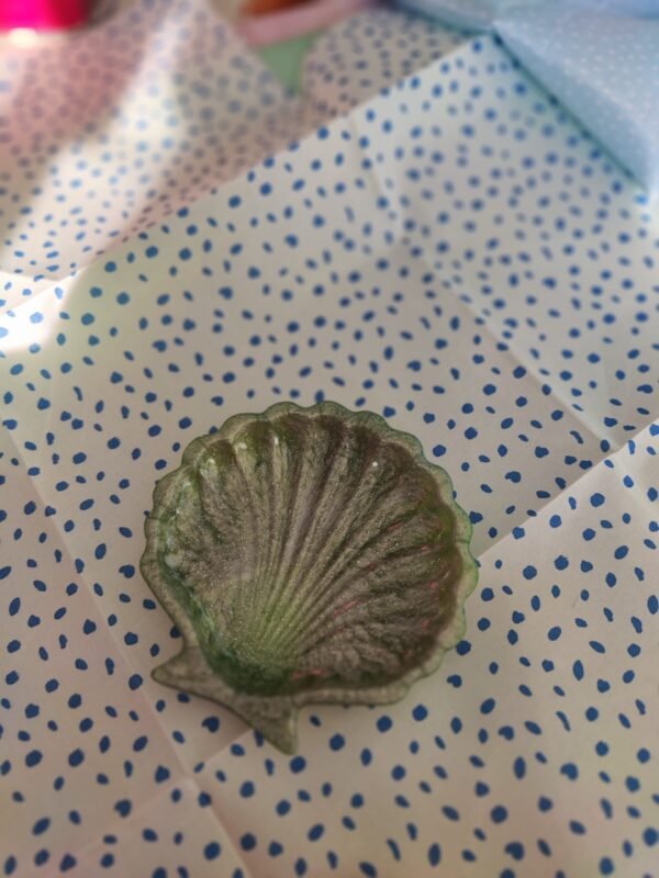 Vide poche coquille - Fabrication artisanale unique en résine