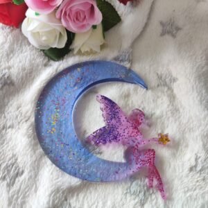 Lune avec fée - Fabrication artisanale unique en résine