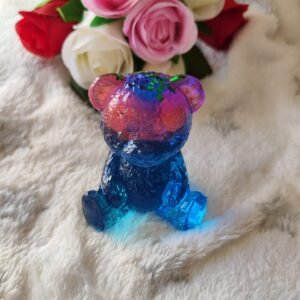 Ours masqué à poser - Fabrication artisanale unique en résine