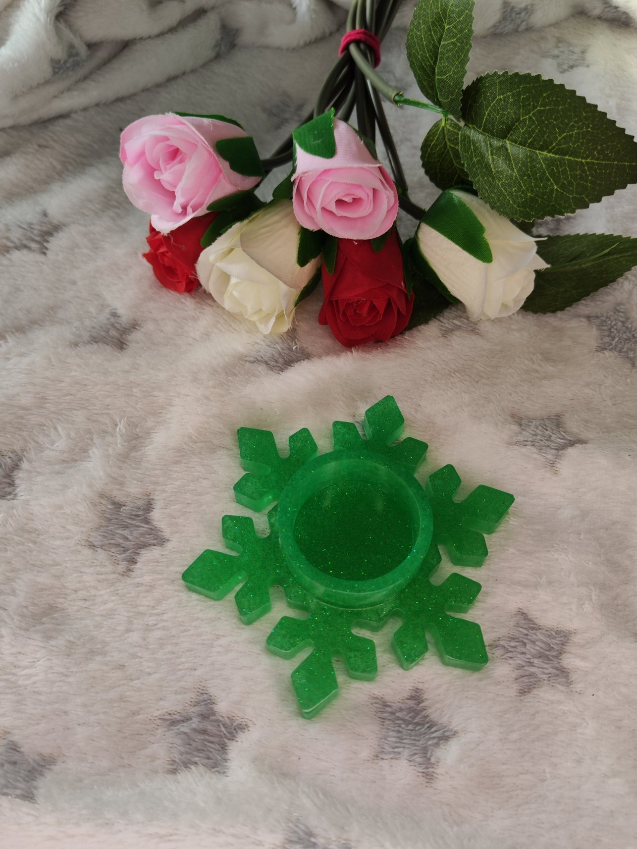 Bougeoir flocon pointu vert pour bougie led - Fabrication artisanale unique en résine epoxy