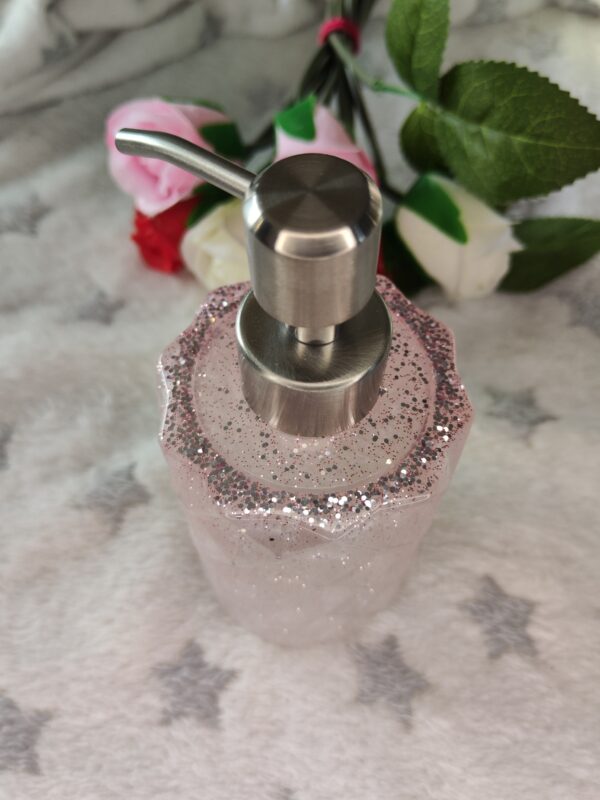 Distributeur de savon - Fabrication artisanale unique en résine epoxy