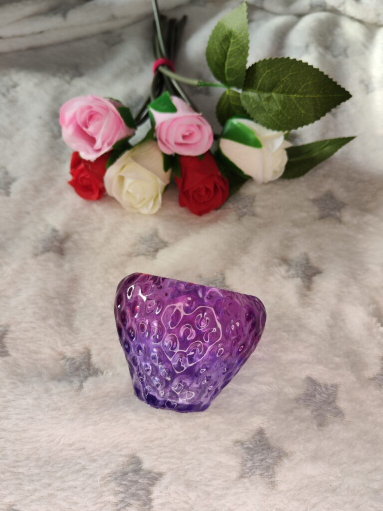 Pot à pinceaux de maquillage fraise - Fabrication artisanale unique en résine epoxy