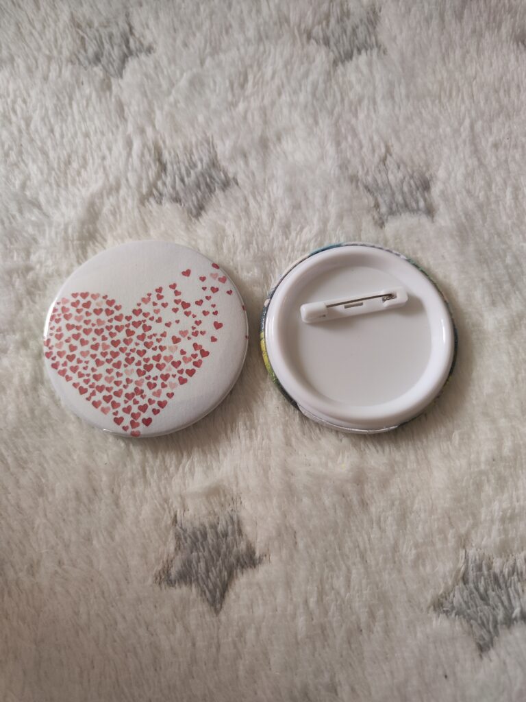 Badge  coeur 58mm